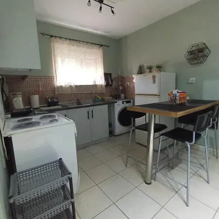 Semi-basement 50sqm Near Citycenter * Città di Kos