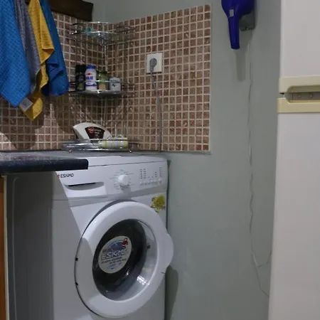 Semi-basement 50sqm Near Citycenter شقة