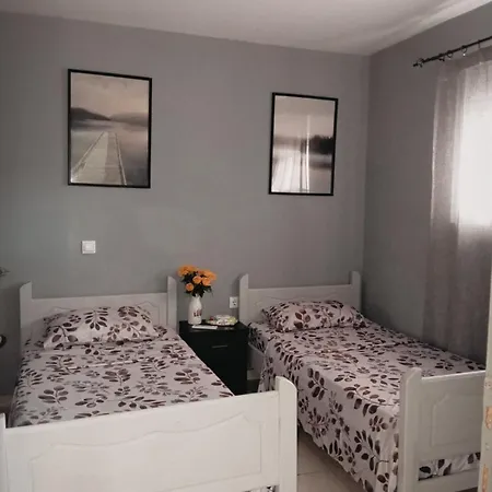 Semi-basement 50sqm Near Citycenter شقة
