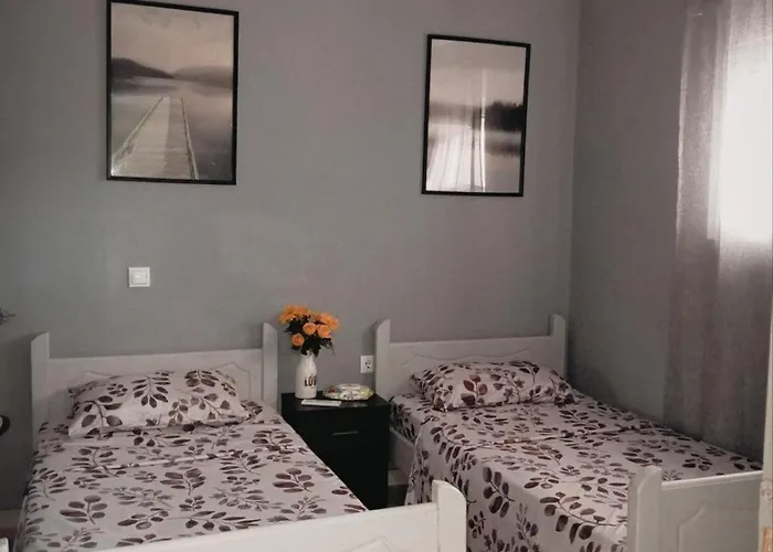 Semi-basement 50sqm Near Citycenter Apartament